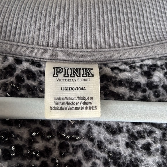 Victoria secret PINK sweater - Picture 3 of 5